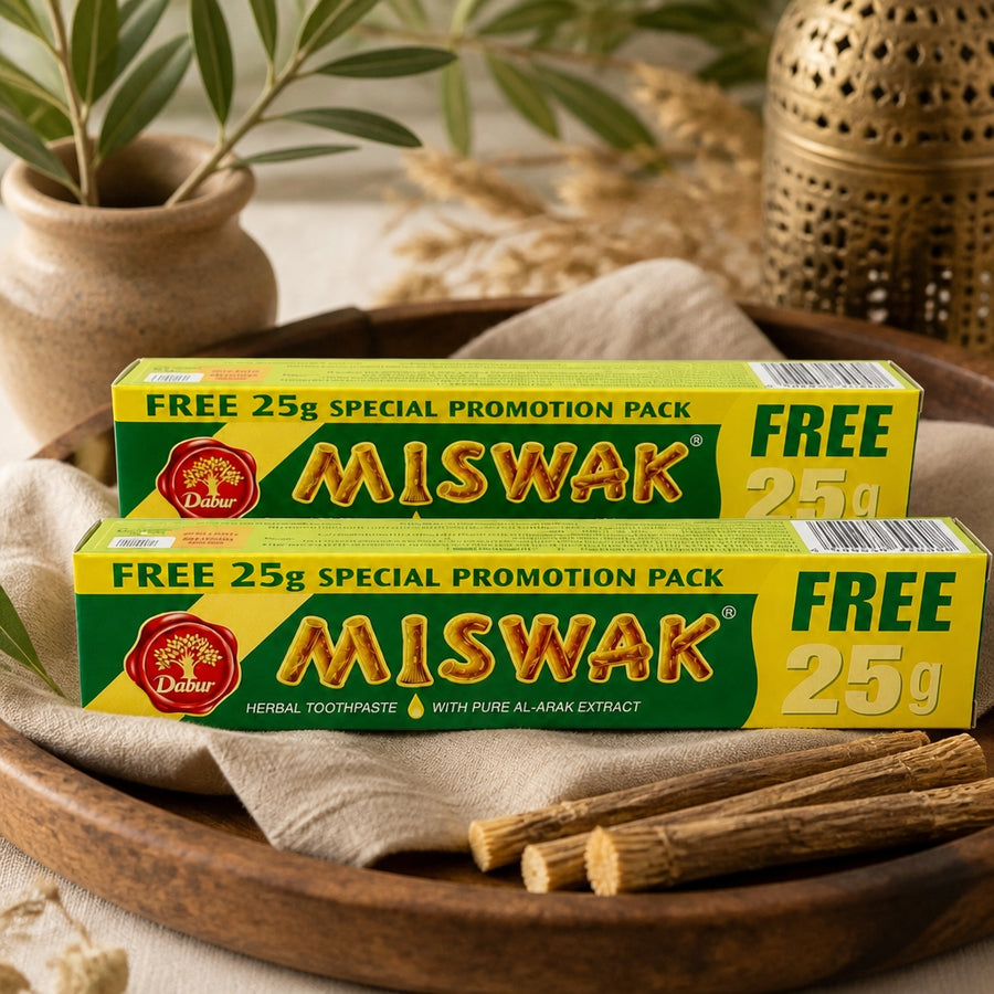 Lot de 2 Dentifrices Miswak Dabur Sans Fluor — vue lifestyle rustique