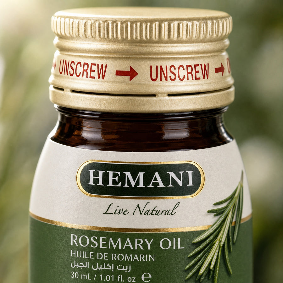 Hemani Huile de Romarin 30 mL — Macro texture & étiquette