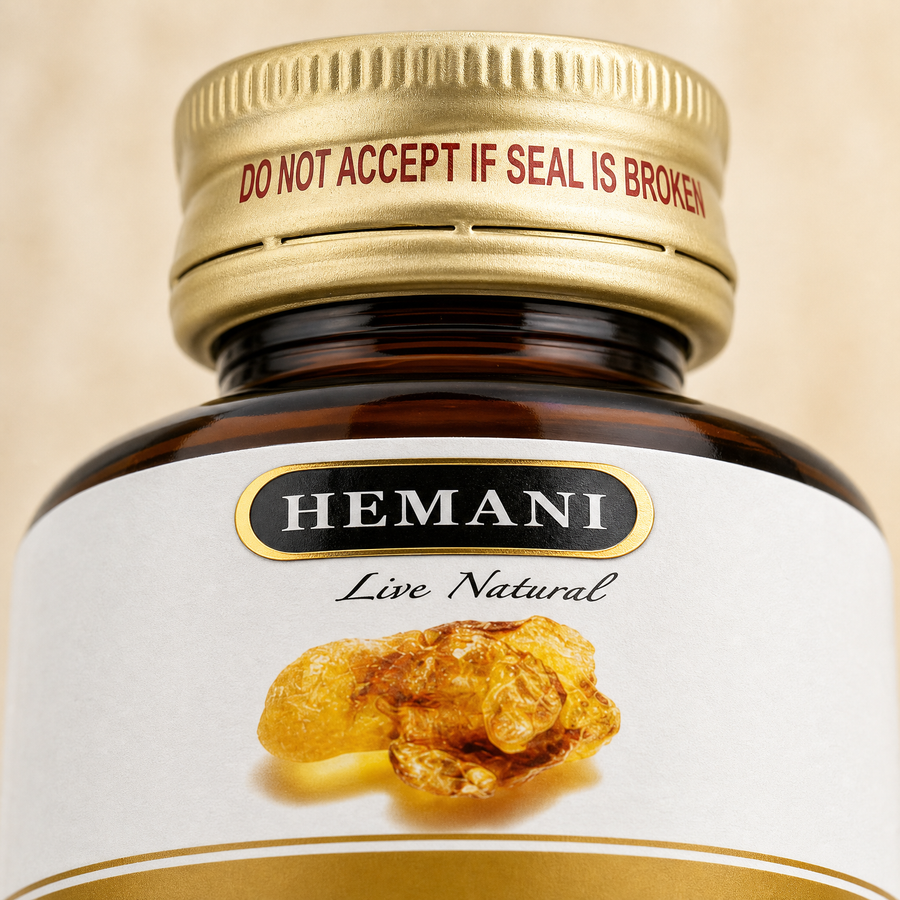 Hemani Olibanum Oil 30mL — texture closeup