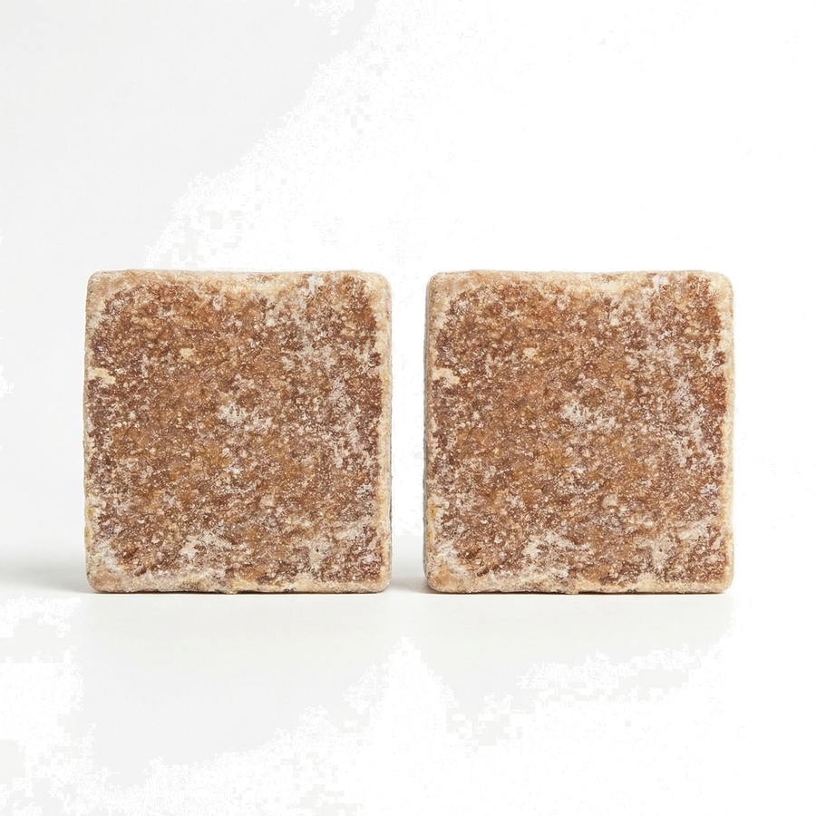 Lot de 2 carrés de musc ambré – parfum solide – produit naturel présenté par Natureluxy