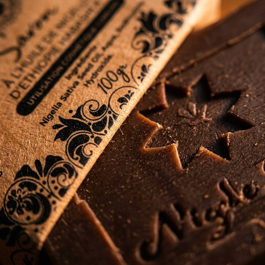 Savon à l'huile de nigelle d’Éthiopie 100 g – produit naturel présenté par Natureluxy