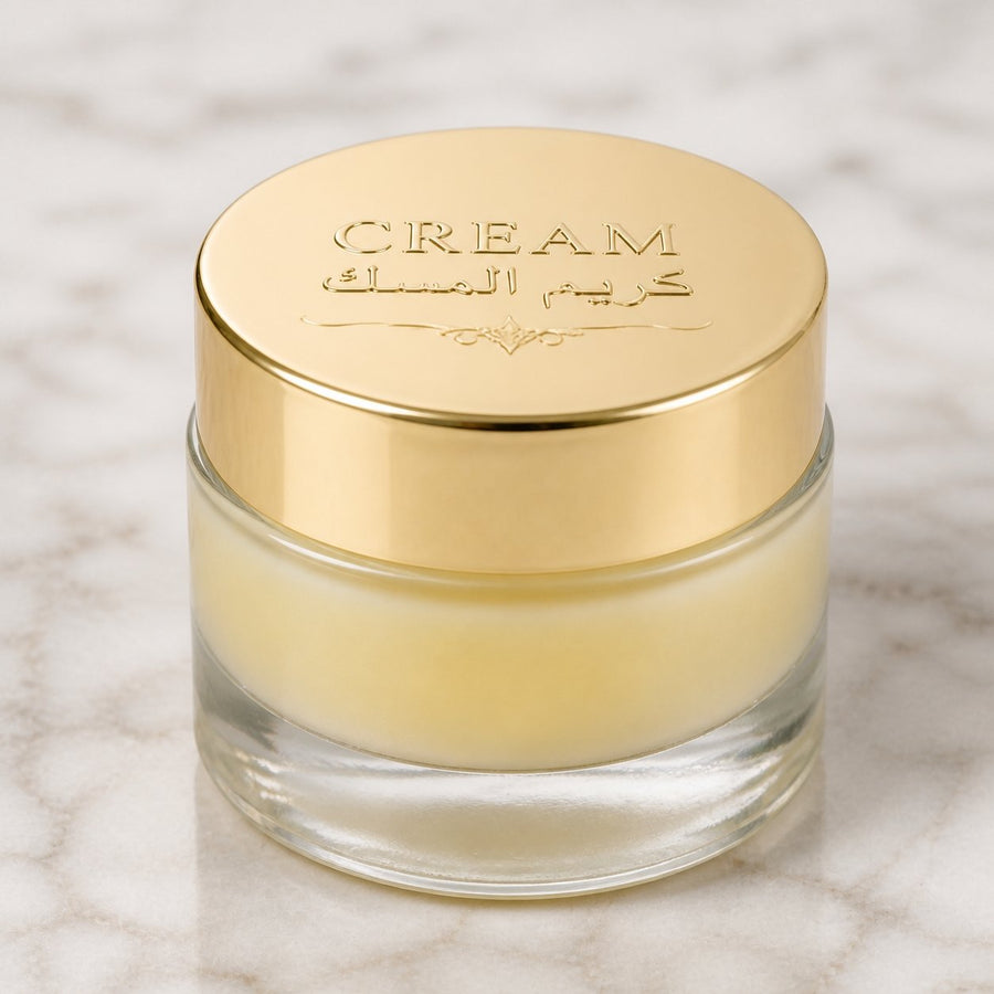 2 Crème de Musc pour le Corps - Hemani – gros plan sur les détails et la finition du packaging