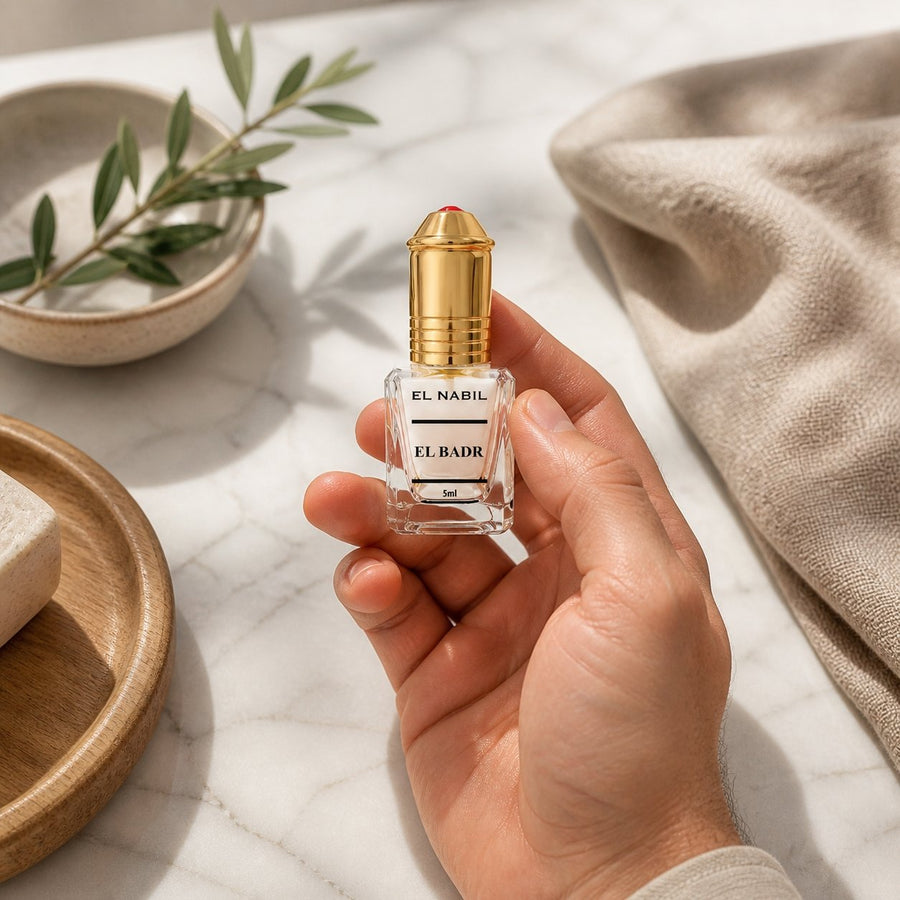2X Musc El Badr applicateur Roll-On - 5mL – application en situation réelle, geste de soin quotidien
