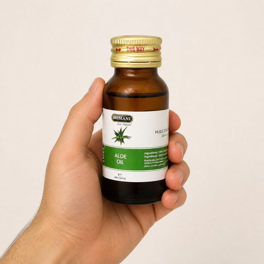 3 Huile de Cactus 30ml 100% Naturelle Hemani – taille et contenance réelles du produit en main