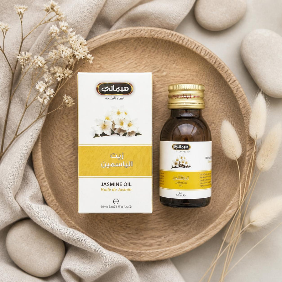 5 Huile de Jasmin 30ml Naturelle Hemani – composition flat lay avec éléments naturels, vue du dessus