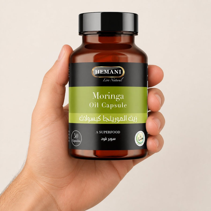 50 Capsules de Moringa - Hemani – taille et contenance réelles du produit en main