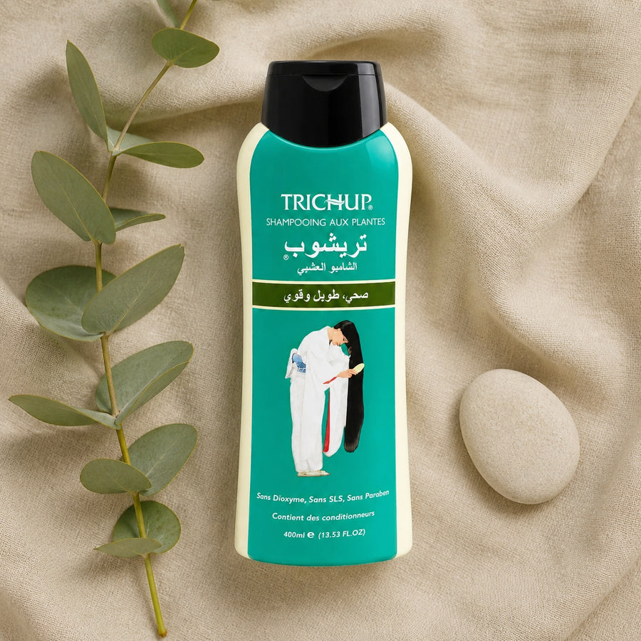 Shampoing Soin Indien Favorise la Pousse des cheveux Trichup 400ml – composition sur lin vue du dessus