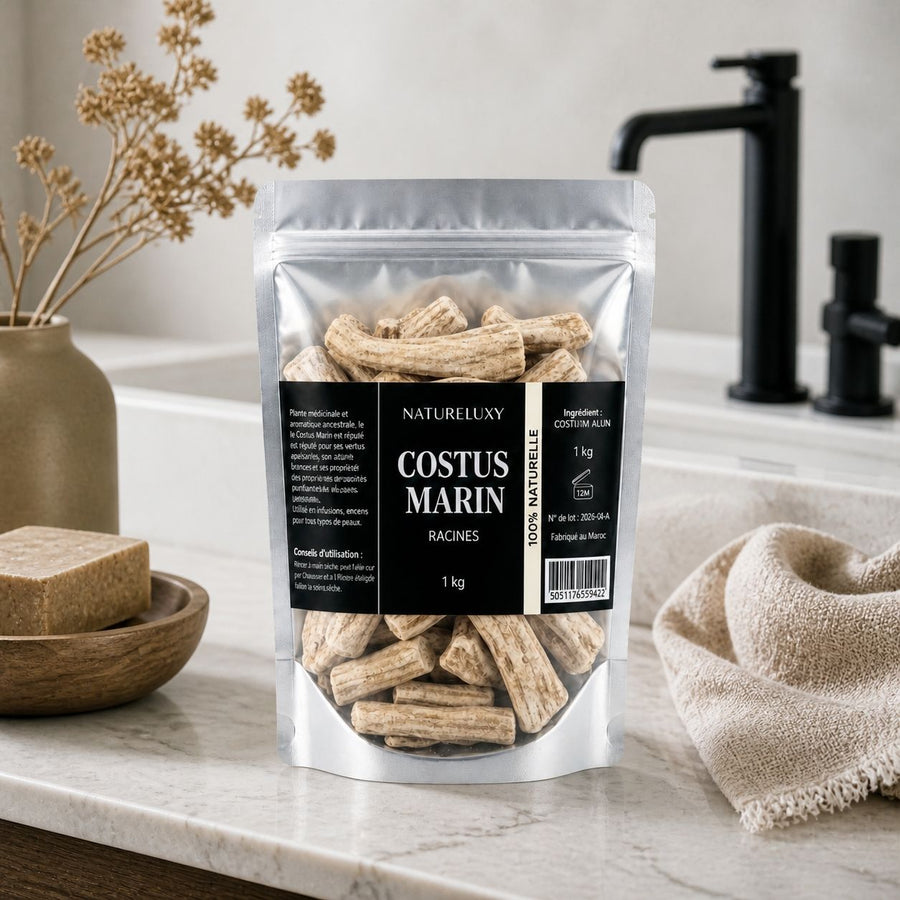 Costus Marin Brut 3X1Kg 100% Naturel Natureluxy – présentation du produit dans une salle de bain lumineuse et naturelle