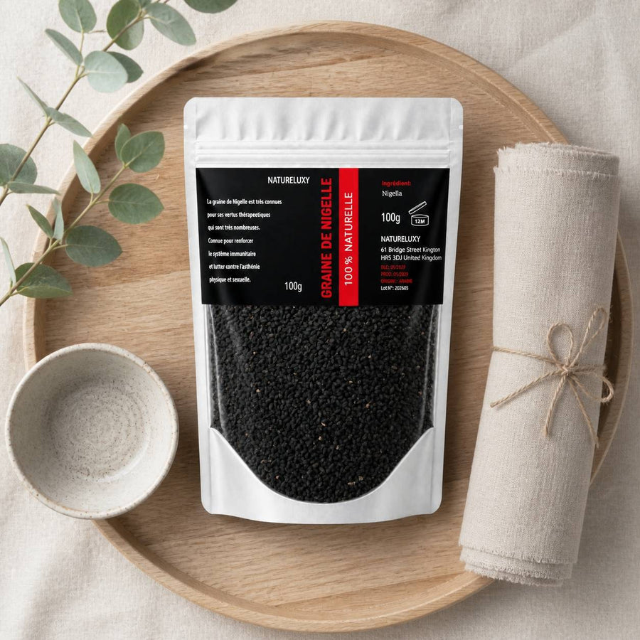 Graines de Nigelle 100g naturelle – rituel d'utilisation vu du dessus, ambiance naturelle zen