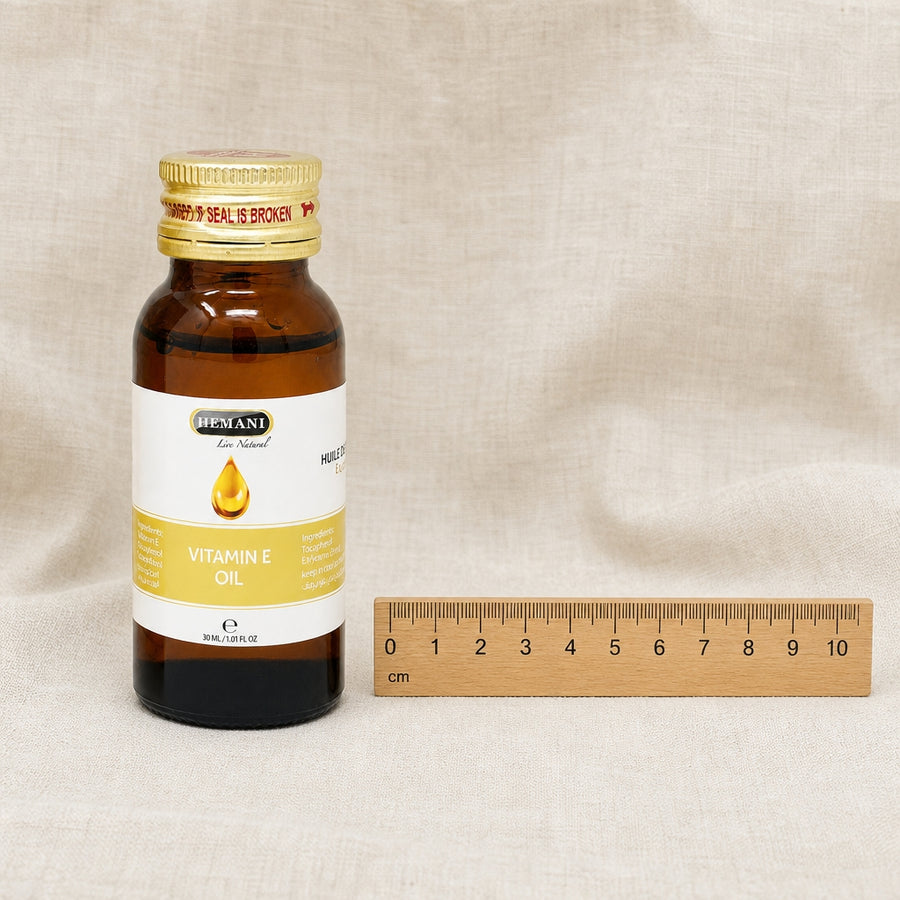 Huile de Vitamine E 30 mL Hemani - référence échelle 10 cm avec règle 100% naturelle
