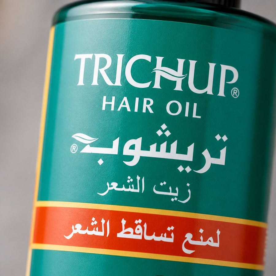 Huile Anti-Chute Soin Indien Trichup 200mL – gros plan sur la texture