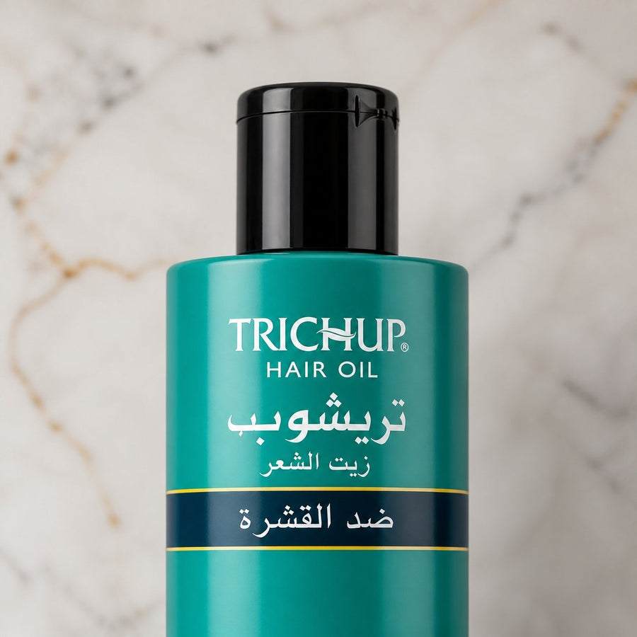 Huile Anti-pelliculaire Soin Indien Trichup 200mL – gros plan sur les détails et la finition du packaging