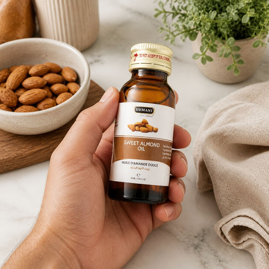 Huile d'Amande Douce 30ml Hemani Naturel – application en situation réelle, geste de soin quotidien