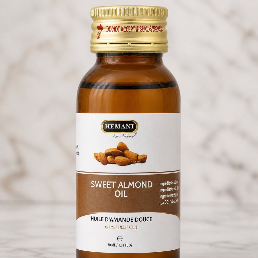 Huile d'Amande Douce 30ml Hemani Naturel – gros plan sur les détails et la finition du packaging
