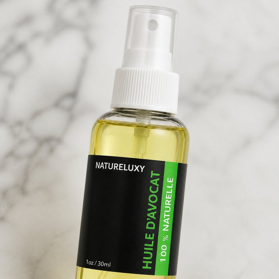 Huile d’Avocat 30 mL Spray 100% Naturelle – Soin Nourrissant Peau & Zones Sèches – gros plan sur les détails et la finition du packaging