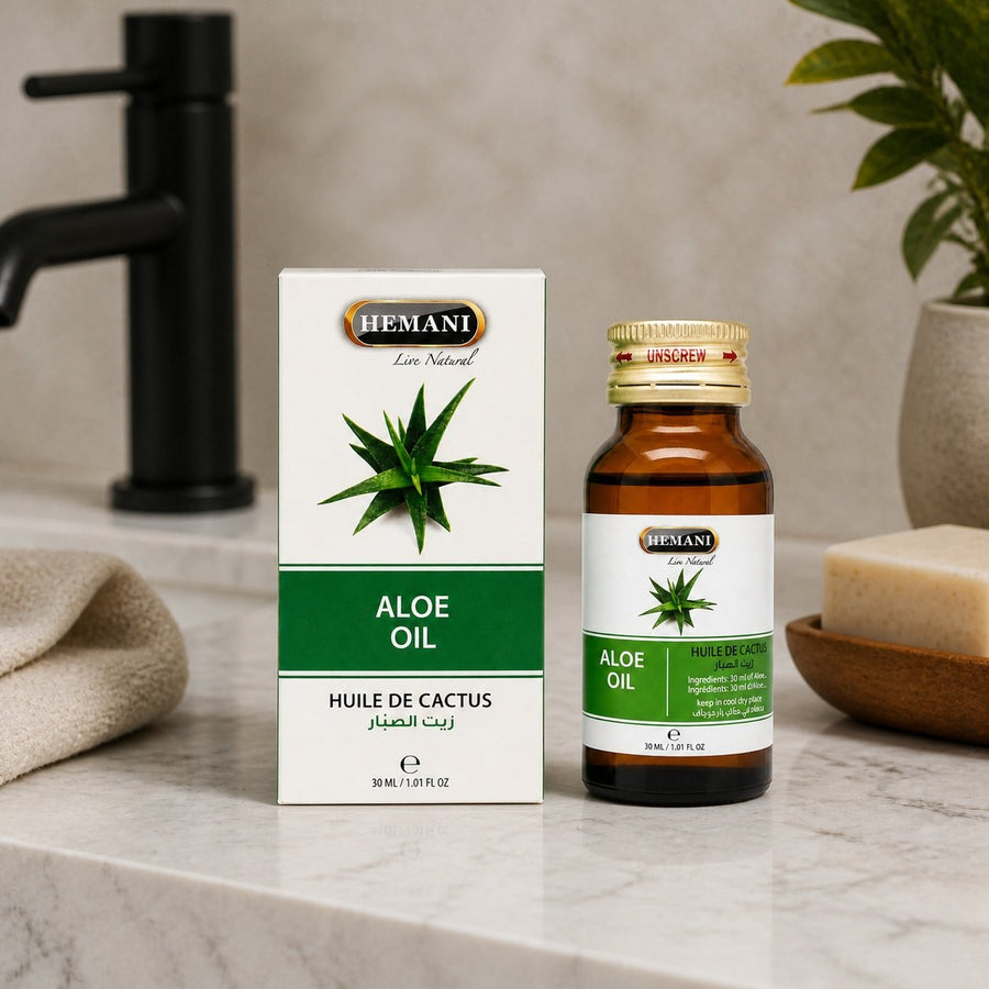 Huile de Cactus 30ml 100% Naturelle Hemani – présentation du produit dans une salle de bain lumineuse et naturelle