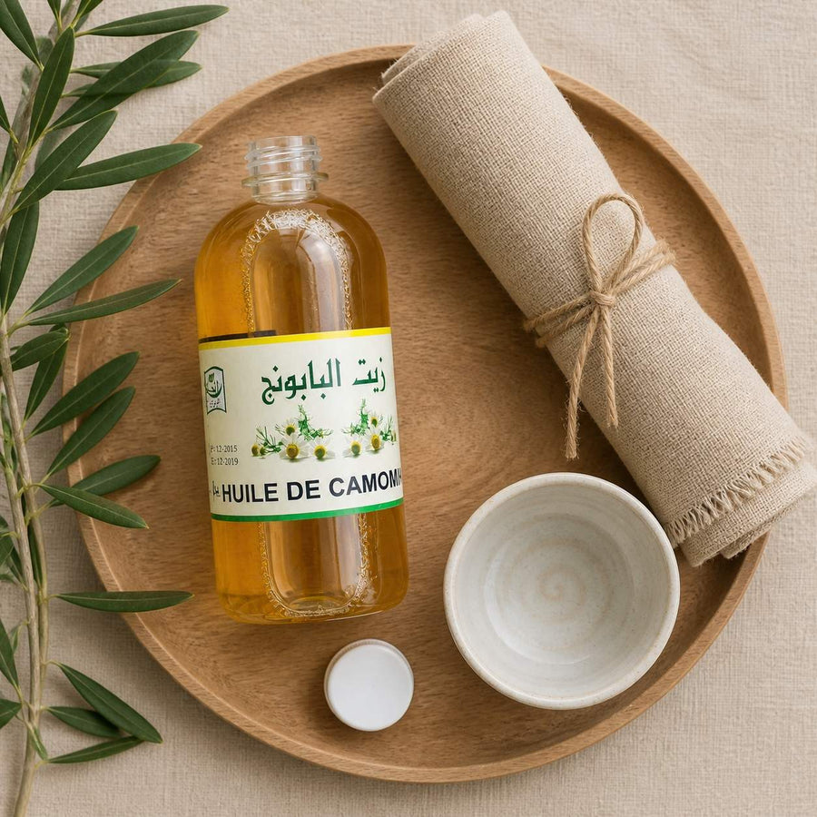 Huile de Camomille 1L 100% Naturelle – rituel d'utilisation vu du dessus, ambiance naturelle zen