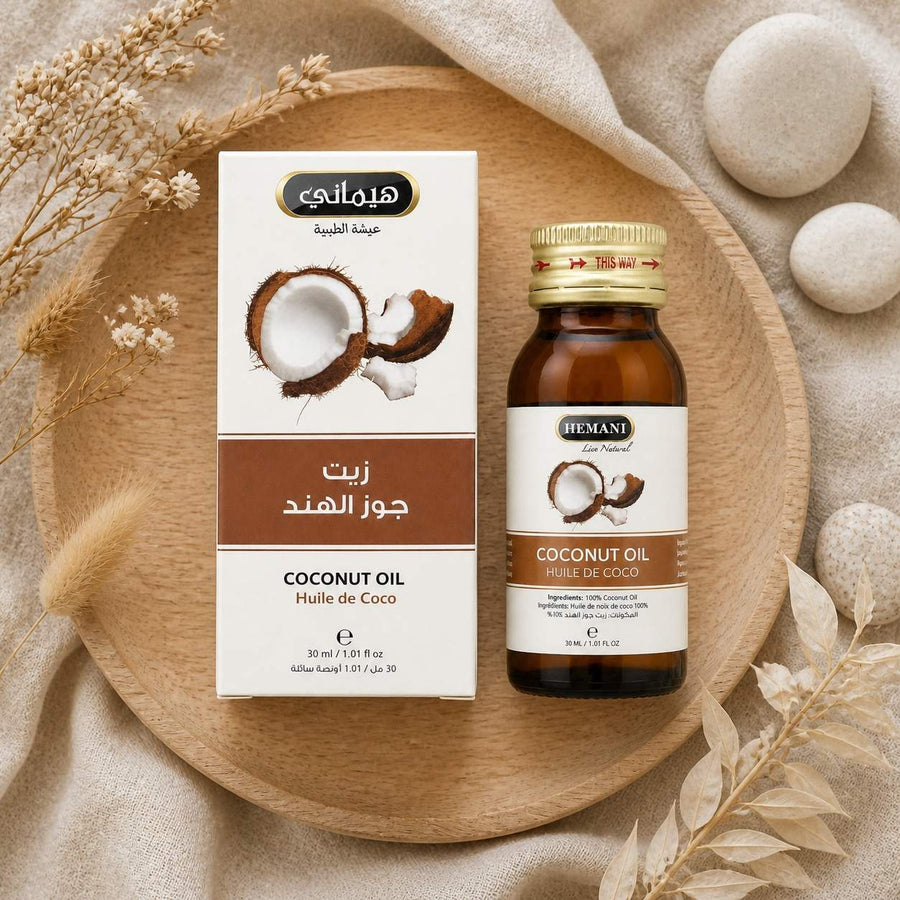 Huile de Coco 30mL 100% Naturelle Hemani – composition flat lay avec éléments naturels, vue du dessus