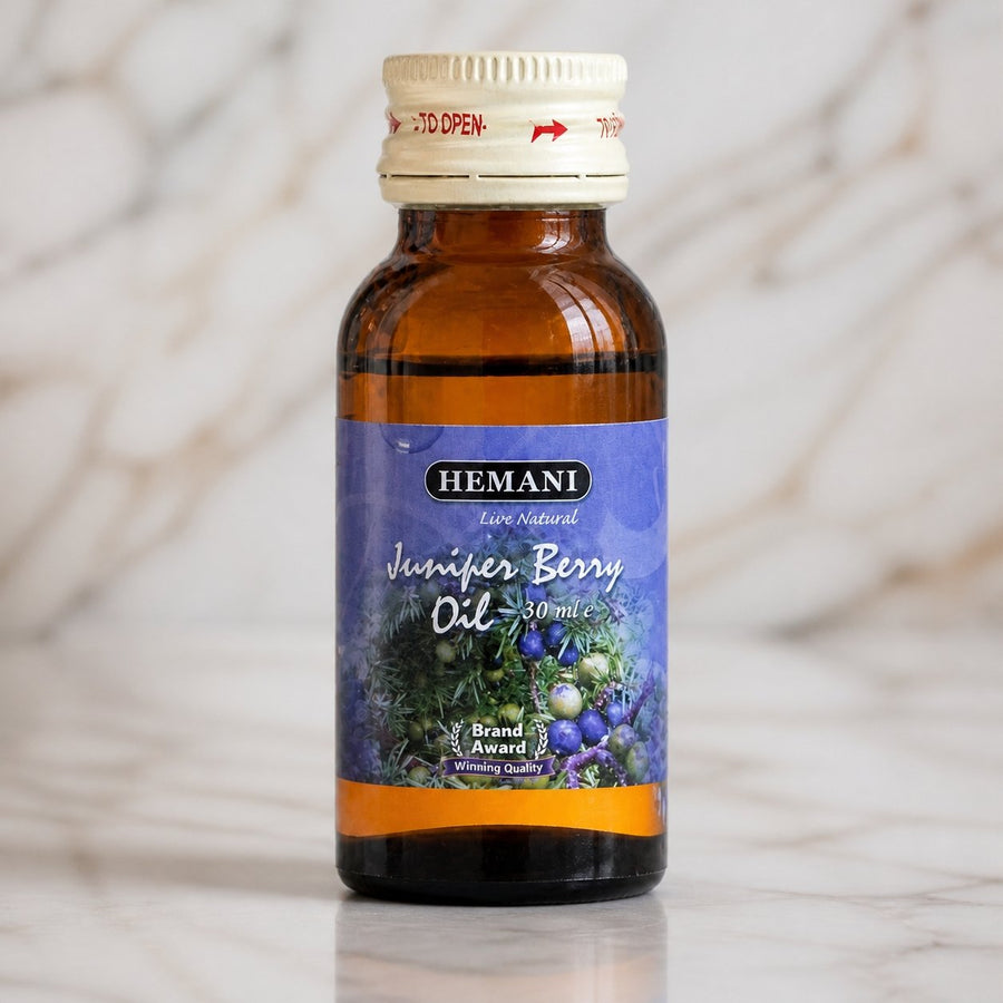 Huile de Genévrier 30mL Hemani – gros plan sur les détails et la finition du packaging