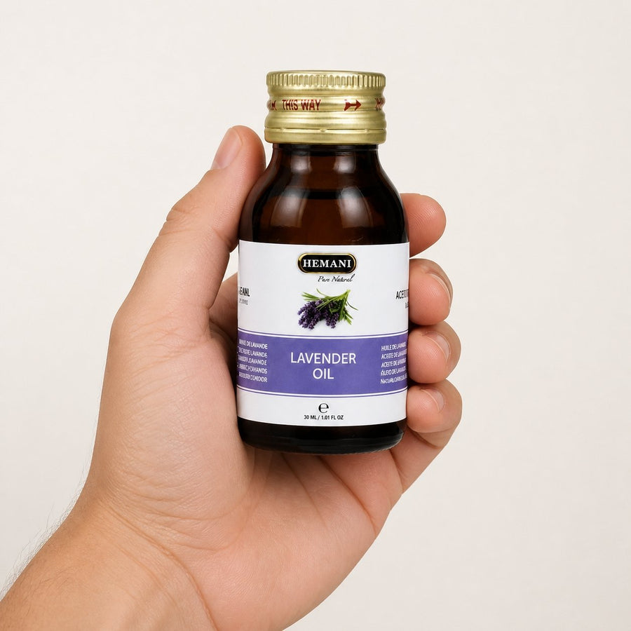 Huile de Lavande 30mL Hemani – taille et contenance réelles du produit en main