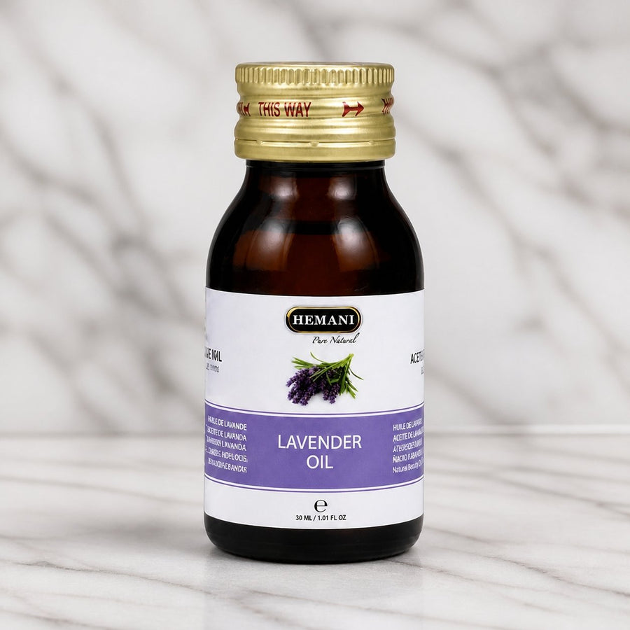 Huile de Lavande 30mL Hemani – gros plan sur les détails et la finition du packaging