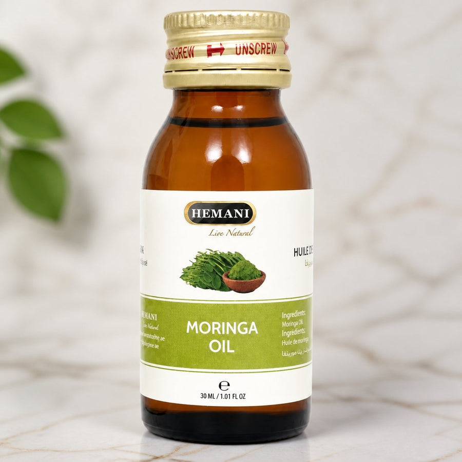 Huile de Moringa Capillaire - Nourrissante et Réparatrice 30 ml – gros plan sur les détails et la finition du packaging