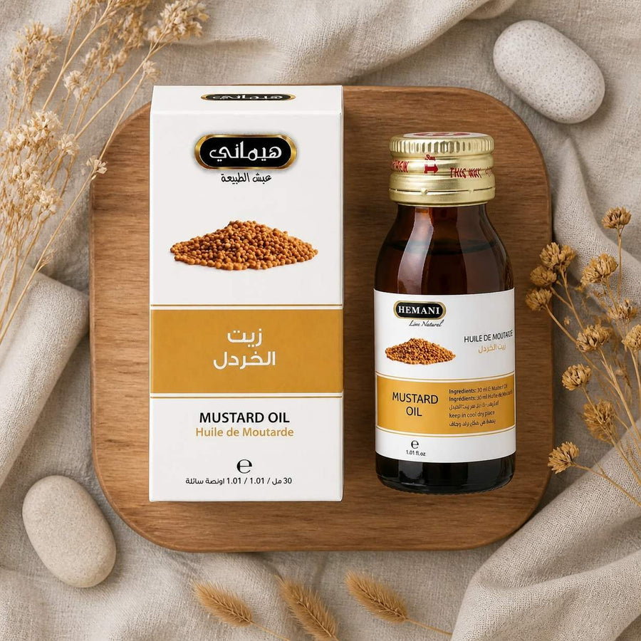 Huile de Moutarde 30ml HEMANI – composition flat lay avec éléments naturels, vue du dessus