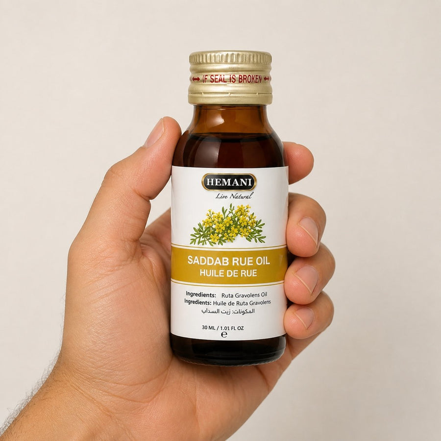 Huile de Figel 30ml ( Huile De Ruta Graveolens- Huile de rue- huile de souzab) – taille et contenance réelles du produit en main