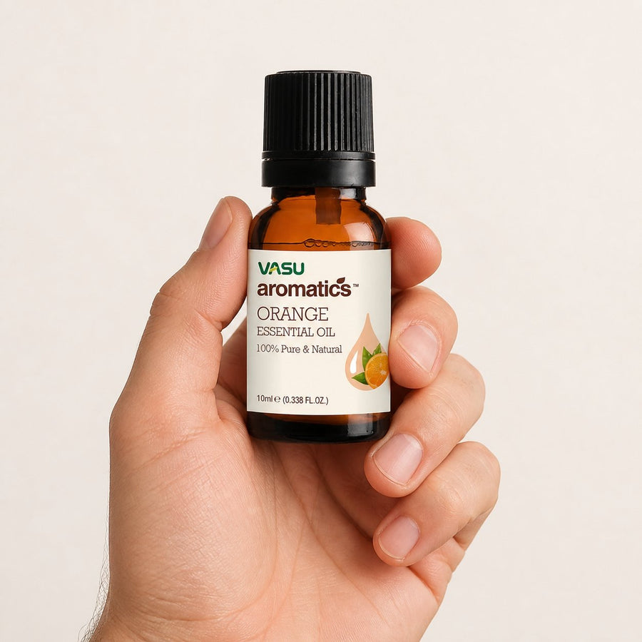 Huile essentiel d'Orange 10mL - Aromatics – taille et contenance réelles du produit en main
