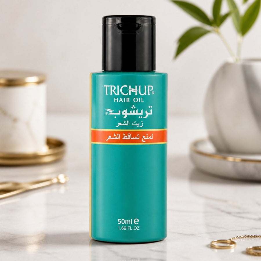 3 Huiles Anti-Chute Soin Indien Trichup 100mL – gros plan sur les détails et la finition du packaging