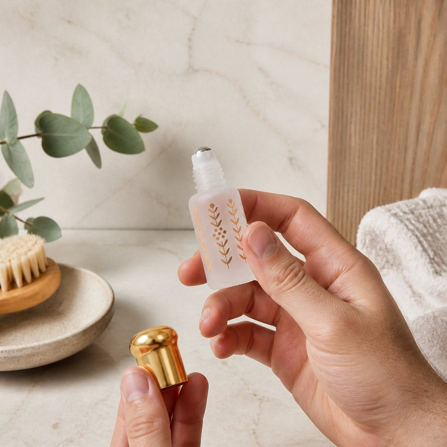 Musc Tahara Vanille 3 mL - Musc Blanc Parfumé – application en situation réelle, geste de soin quotidien