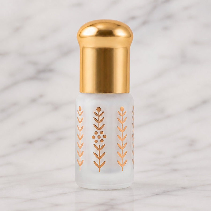 Musc Tahara Vanille 3 mL - Musc Blanc Parfumé – gros plan sur les détails et la finition du packaging