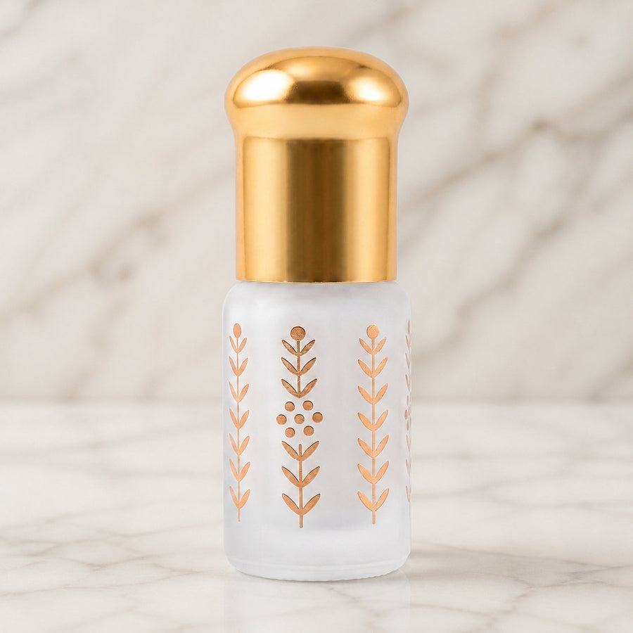 Musc Tahara Blanc Surrati 3 mL - Musc Blanc Parfumé – gros plan sur les détails et la finition du packaging