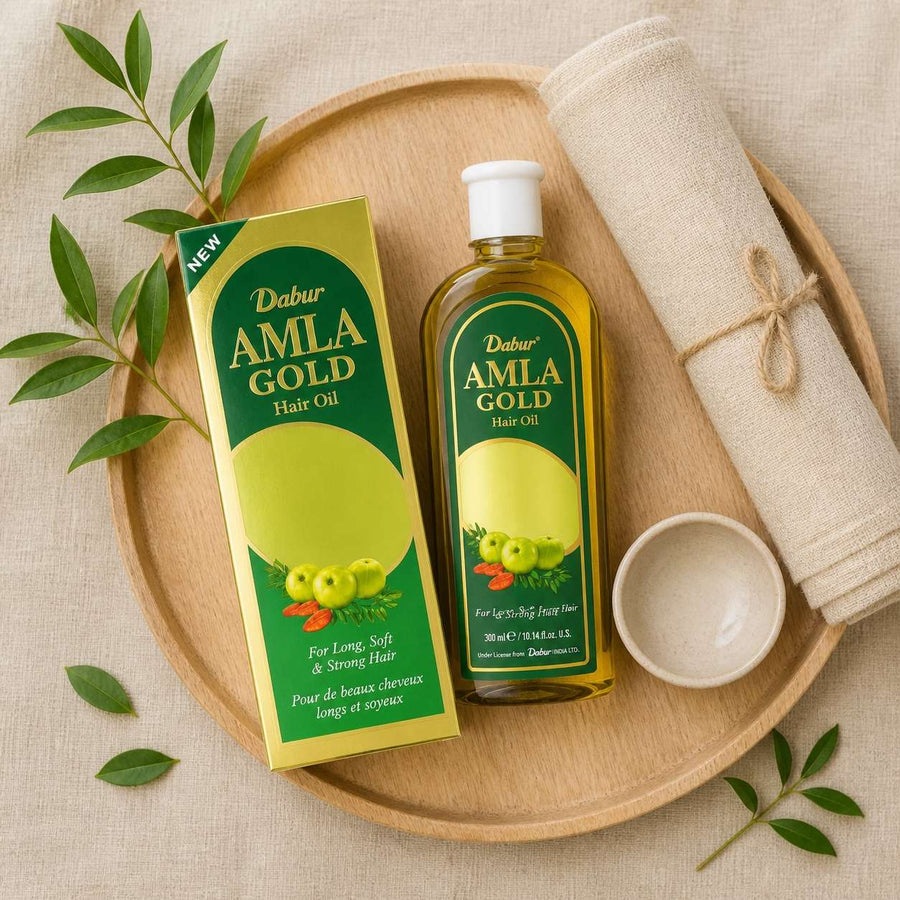 Huile Amla Authentique 100mL - Huile de Beauté Indiennes Fortifiant – rituel d'utilisation vu du dessus, ambiance naturelle zen