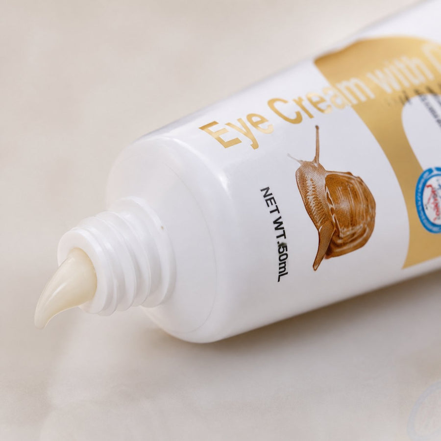 Pack 1 Crème à la bave d'escargots+Crème à la bave d'escargot contour des yeux – gros plan sur la texture et la matière