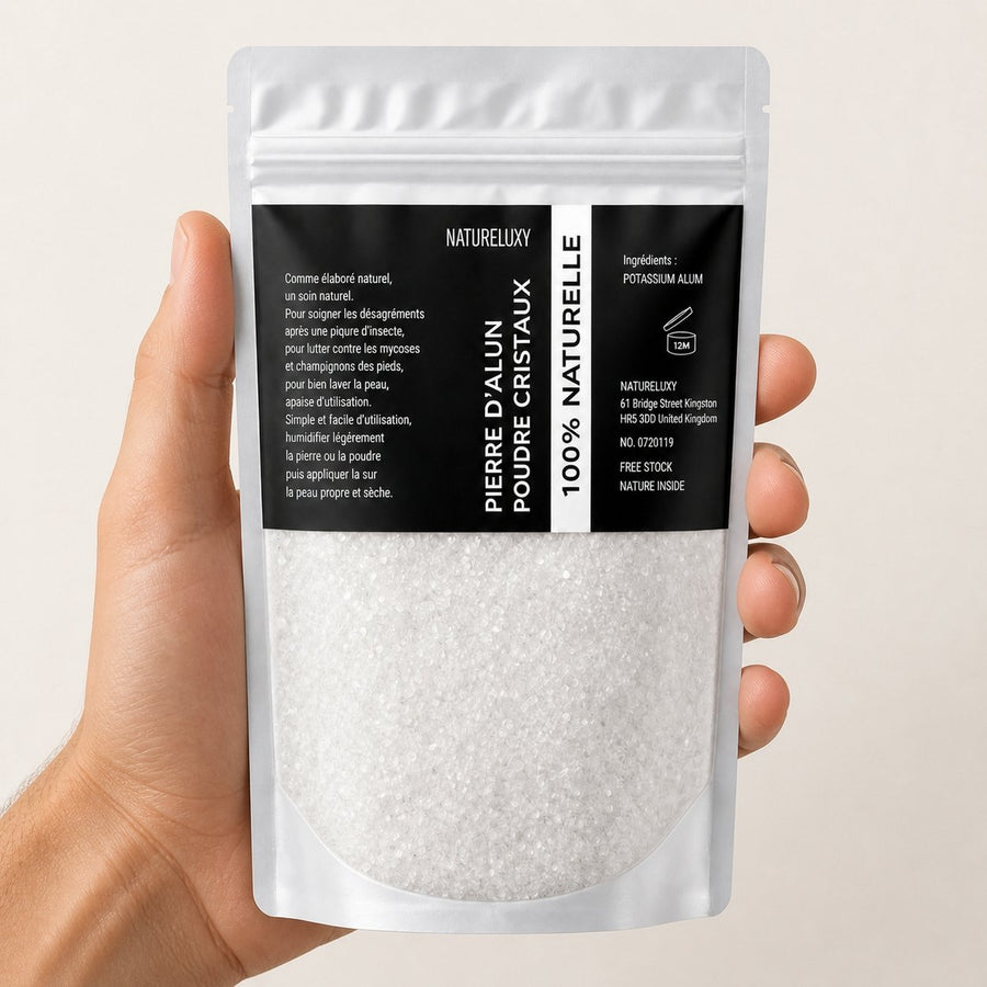 Pierre d'Alun en poudre 50g – taille et contenance réelles du produit en main