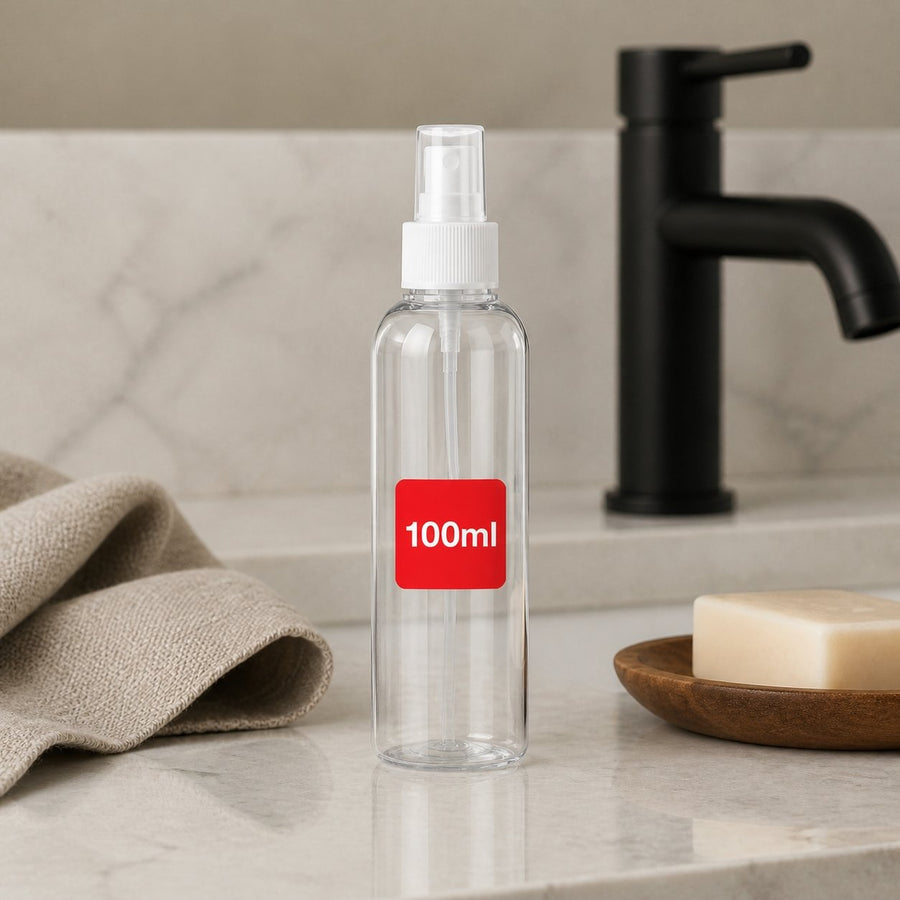 Vaporisateur 30mL + Vaporisateur 60mL + Vaporisateur 100mL – présentation du produit dans une salle de bain lumineuse et naturelle
